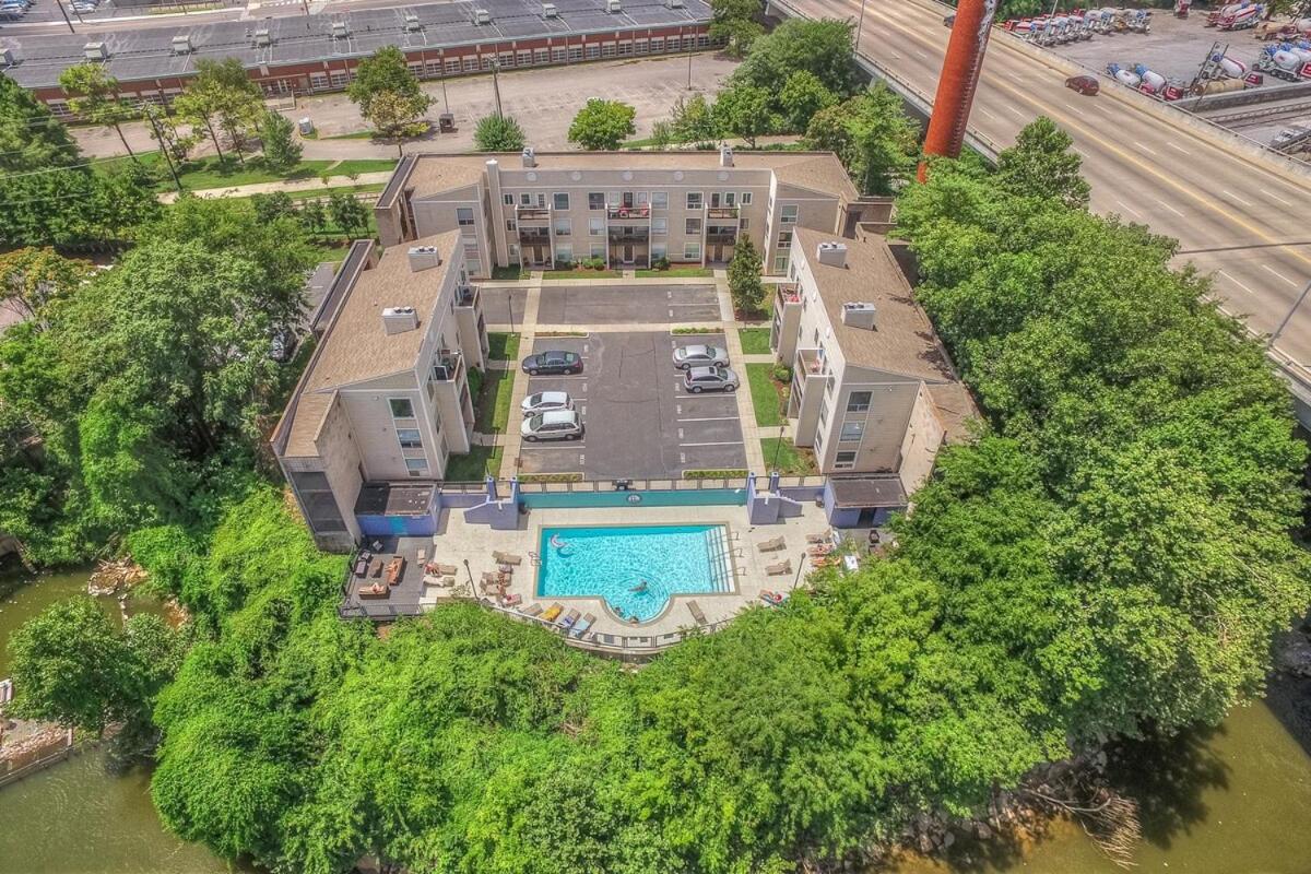 Walk To Broadway Riverfront Condo With Pool Nashville Exterior foto
